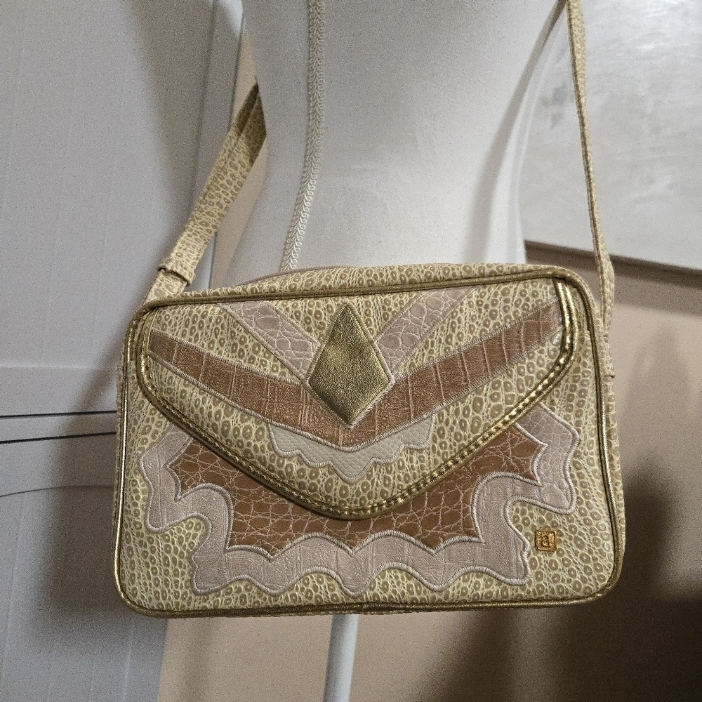 Vintage NAS Alention Faux Frog Leather Bag